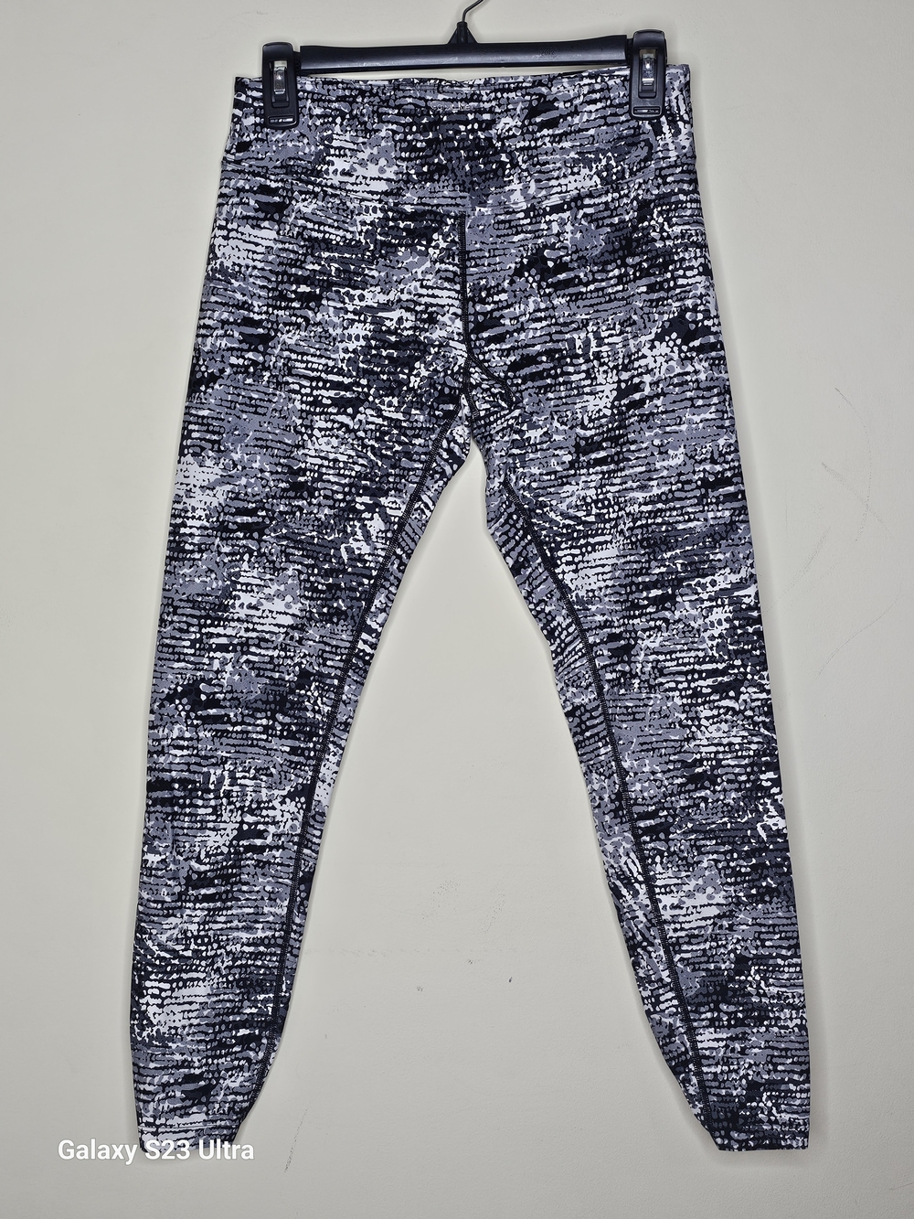 Calvin Klein Performance Black & White Abstract Print Leggings